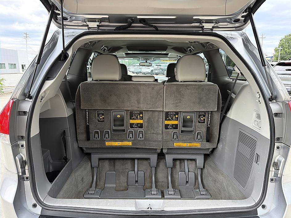 Used 2013 Silver Sky Metallic Toyota XLE image 23