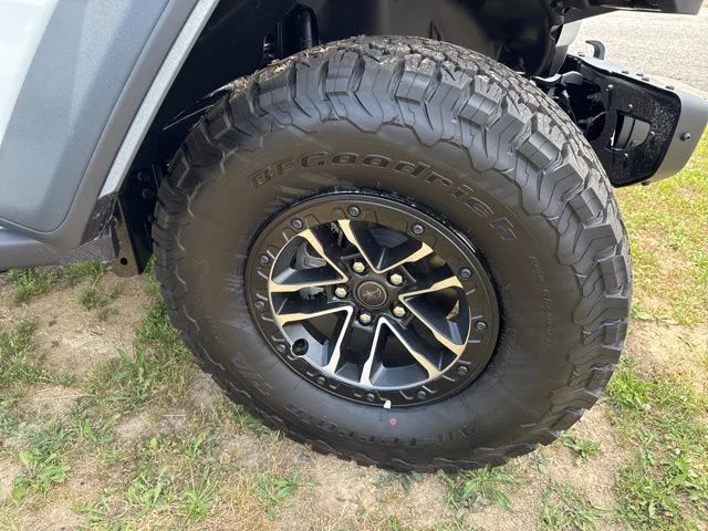 New 2026 White Jeep Moab 392 image 13