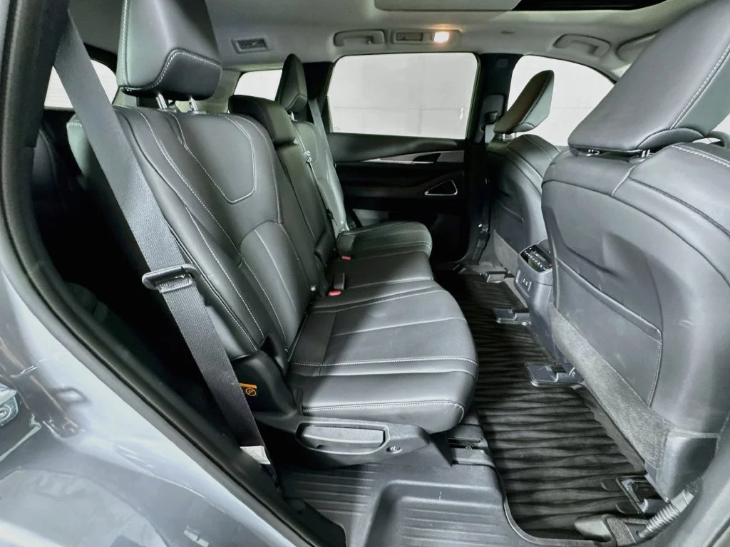 Certified Used 2027 Gray INFINITI LUXE image 39