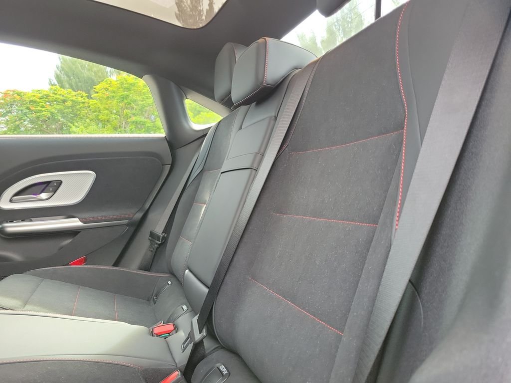 New 2027 Polar White Mercedes-Benz CLA 220 image 9