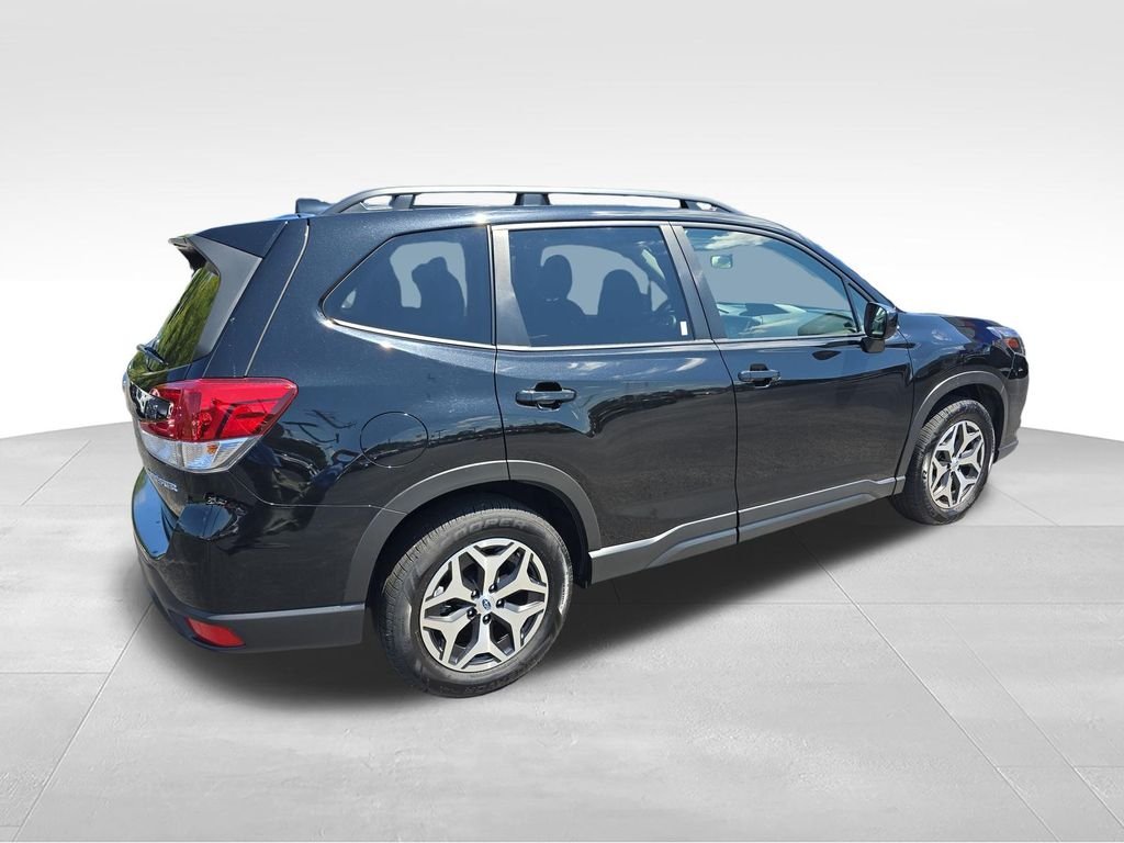 Used 2024 Black Subaru Premium image 5
