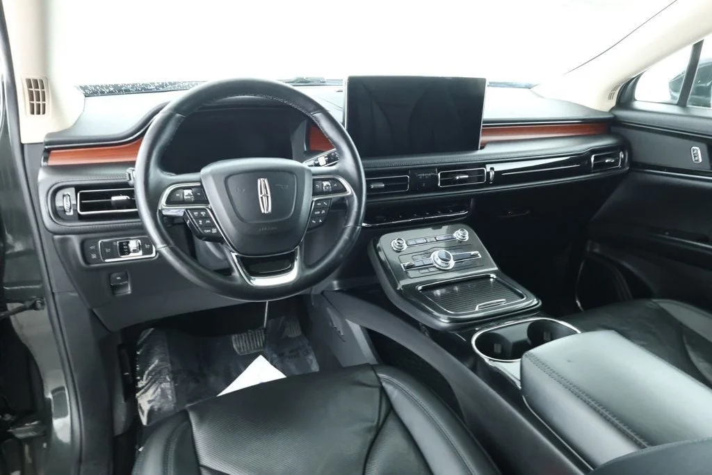 Used 2022 Gilded Green Metallic Clearcoat Lincoln Reserve AWD with Co-Pilot360 1.0 Plus Package & 20in Wheels image 10