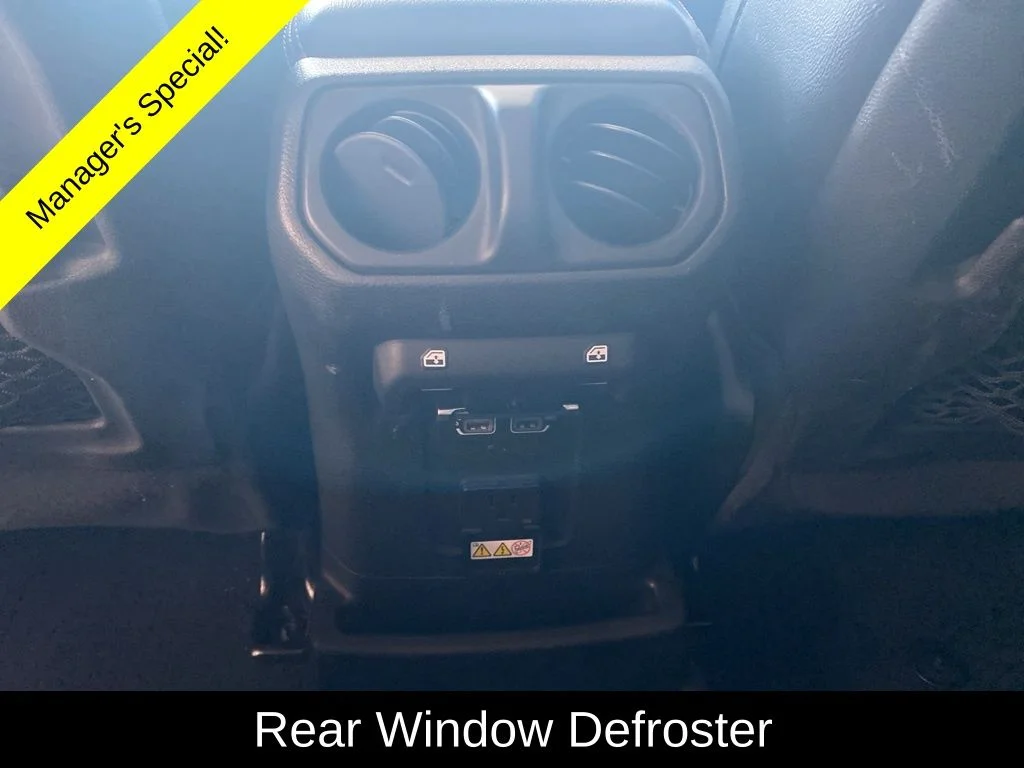 Used 2018 Black Jeep Unlimited Rubicon image 13