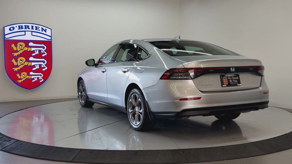 Used 2024 Silver Honda EX image 6