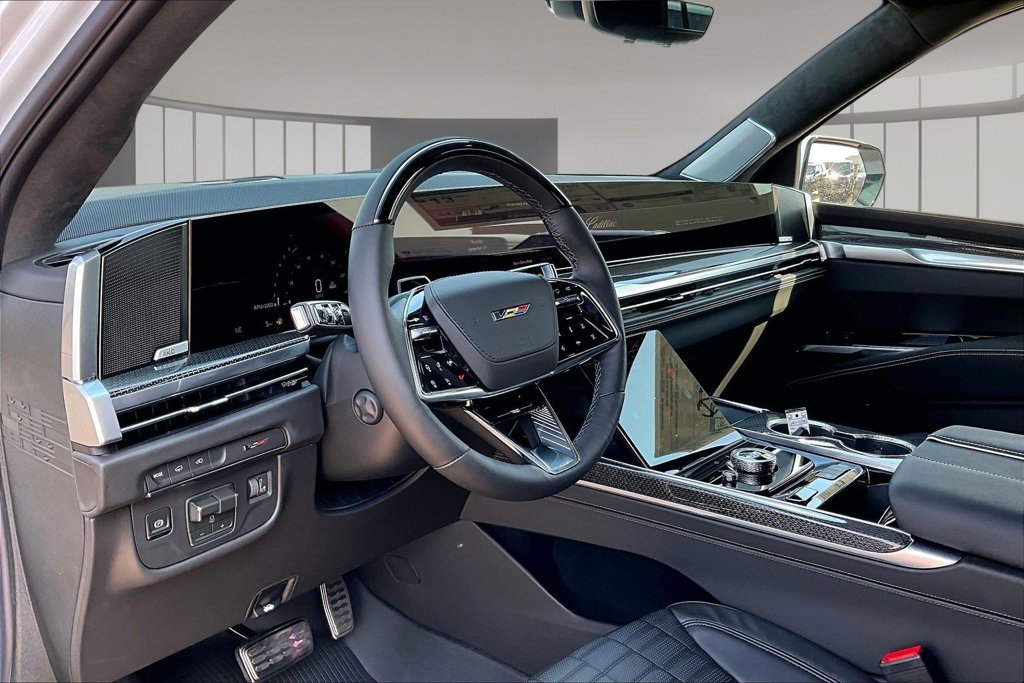 New 2027 Vibrant White Tricoat Cadillac V-Series image 6