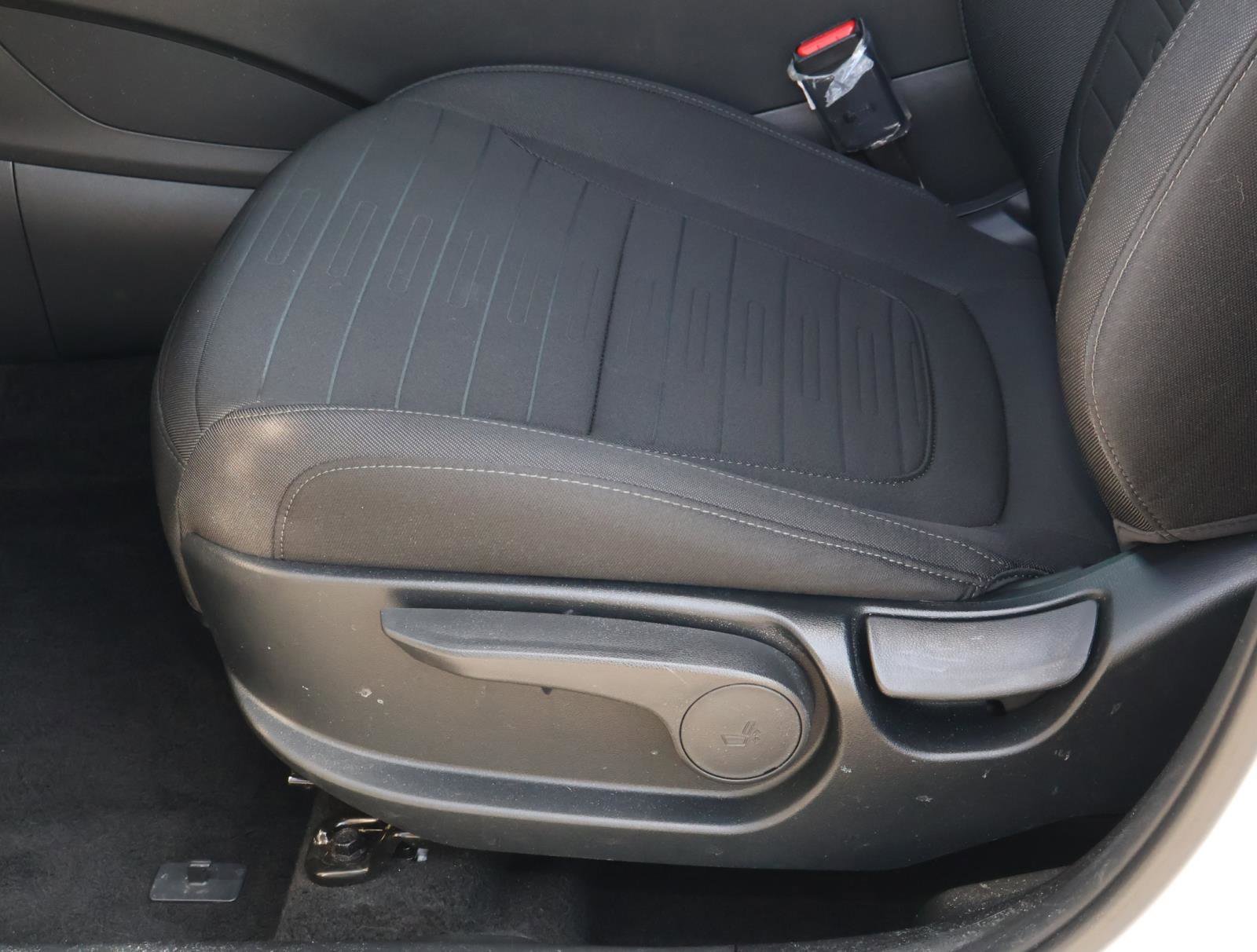 2026 Hyundai Santa Cruz SE - Photo 14