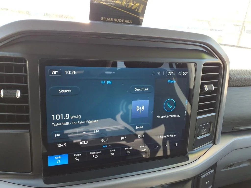 Used 2025 White Ford XLT image 35