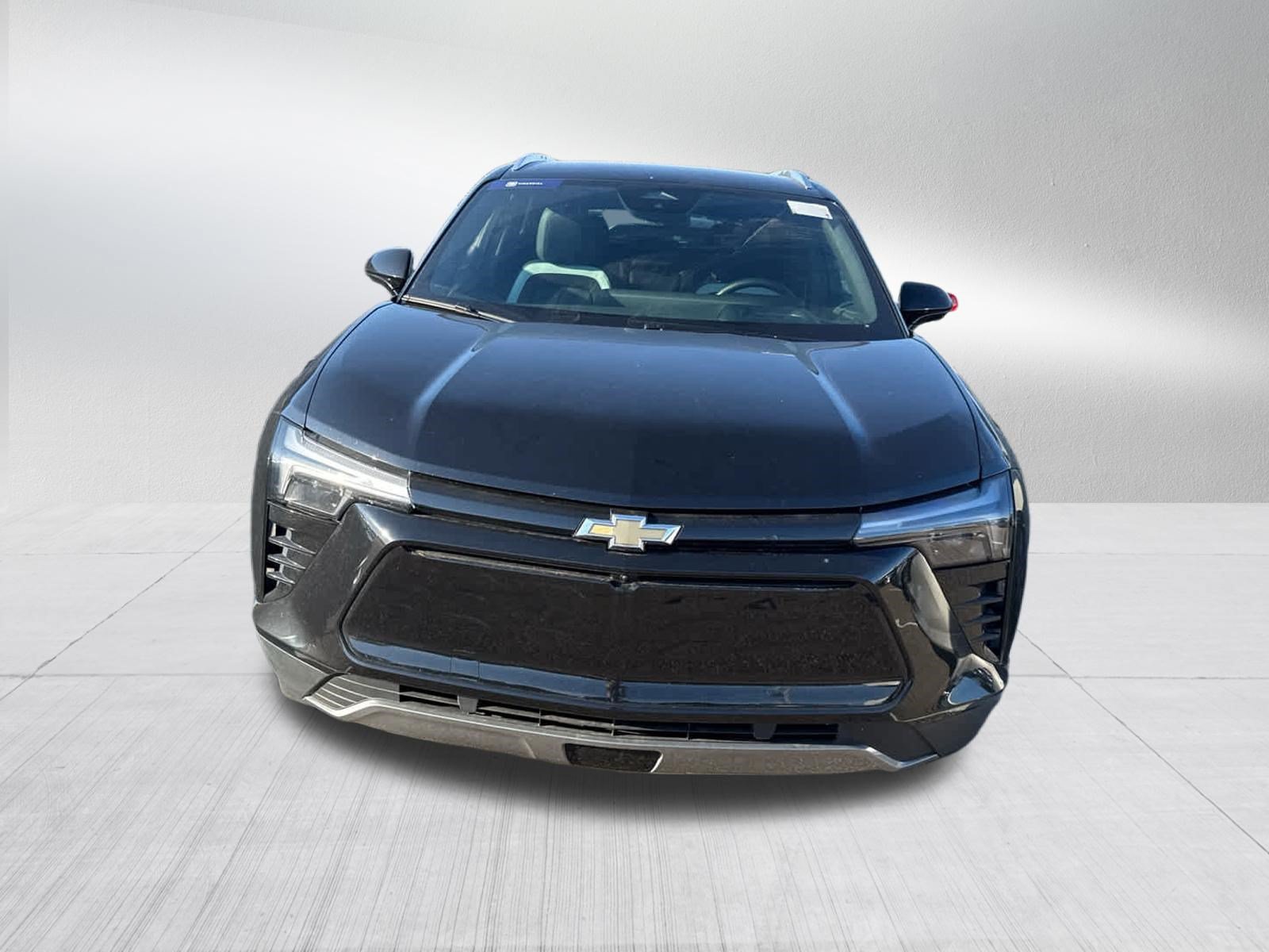 Used 2024 Chevrolet Blazer EV LT with VIN 3GNKDBRJ3RS278280 for sale in Brooklyn Center, MN