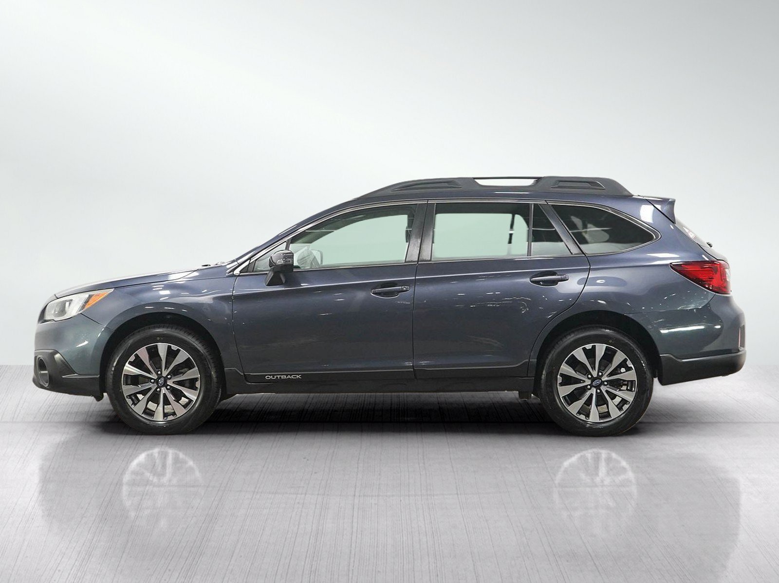 Used 2017 Subaru Outback Limited with VIN 4S4BSAKCXH3409998 for sale in Burnsville, Minnesota