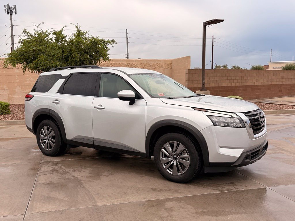 2025 Nissan Pathfinder SV - Photo 5