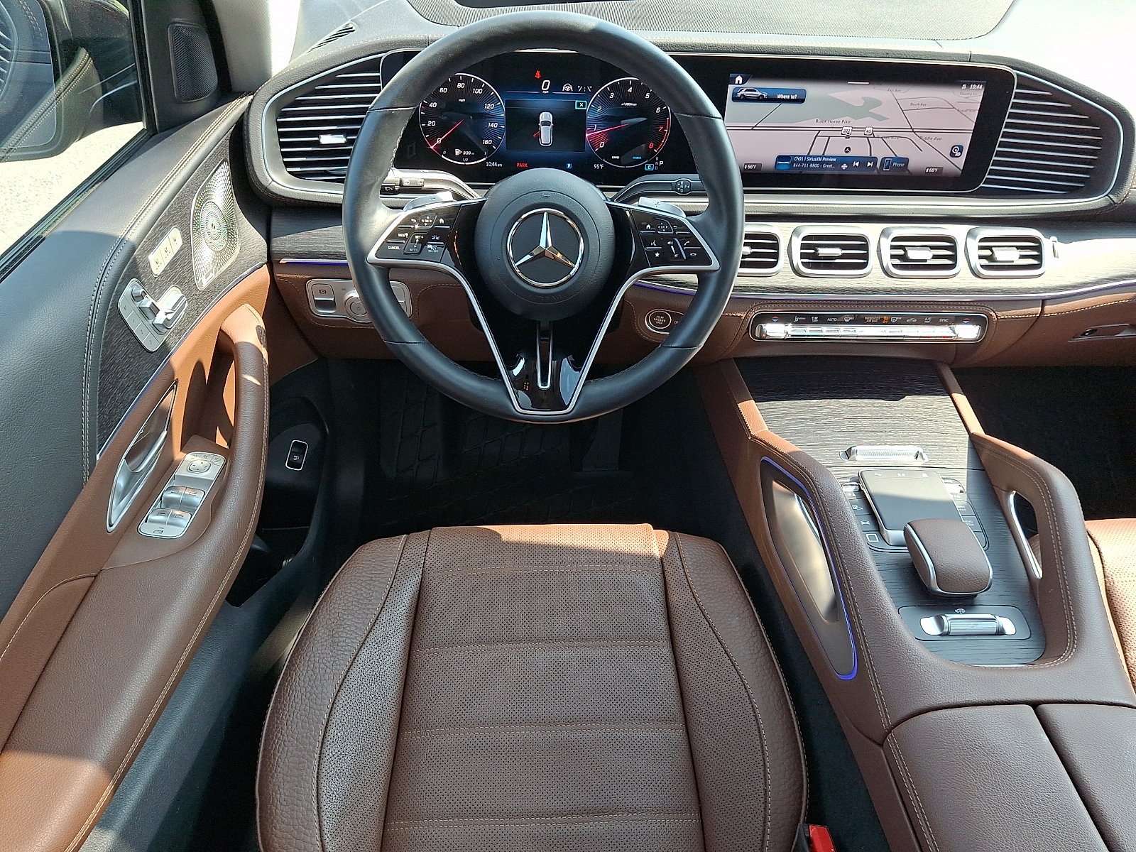 Certified Used 2025 Black Mercedes-Benz 4MATIC® image 11