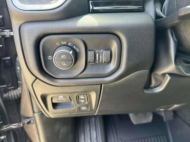 2026 RAM 1500 Laramie - Photo 23