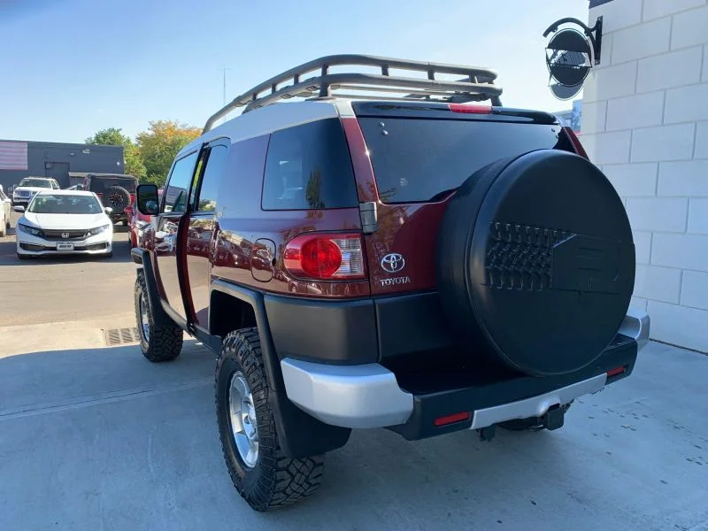 Used 2008 Red Toyota Sport Utility 2D image 12
