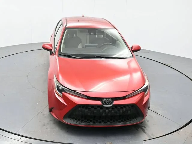 Used 2020 Barcelona Red Metallic Toyota LE image 18