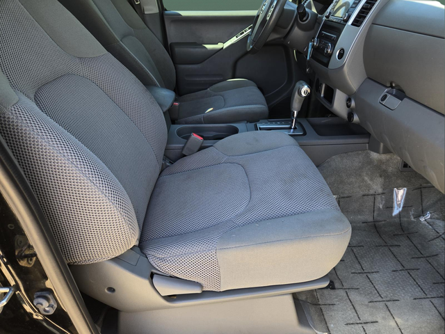 Used 2018 Black Nissan SV image 33