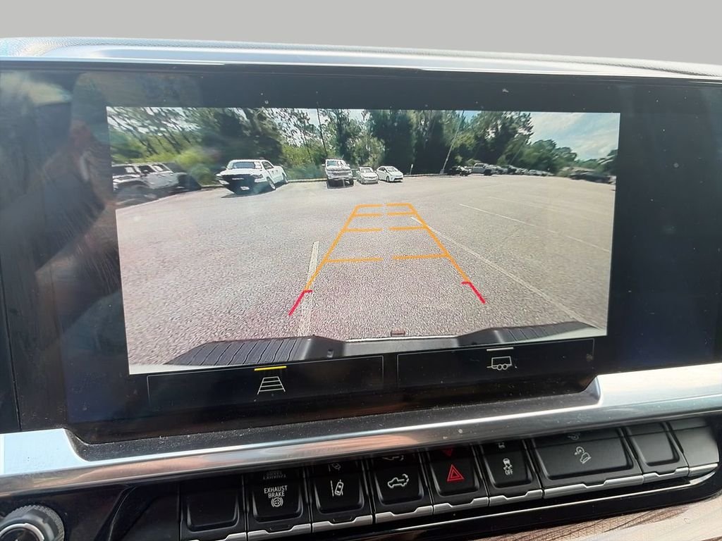 Used 2024 White Chevrolet LT image 20