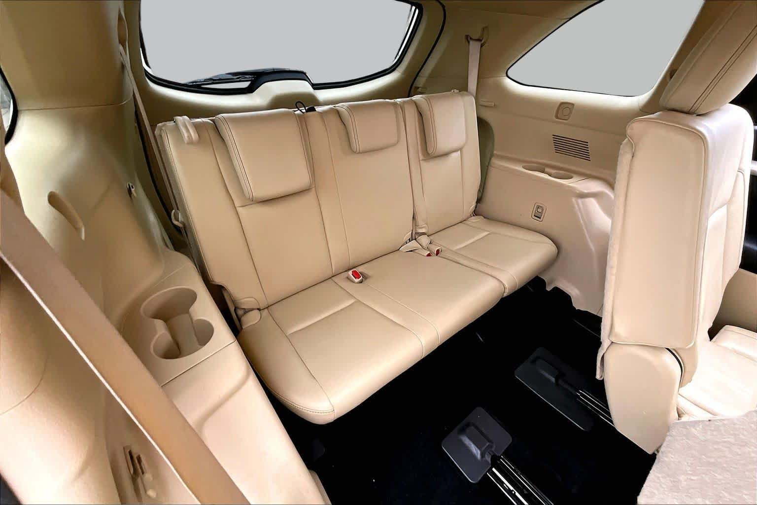 Used 2014 Blizzard Pearl Toyota XLE image 20