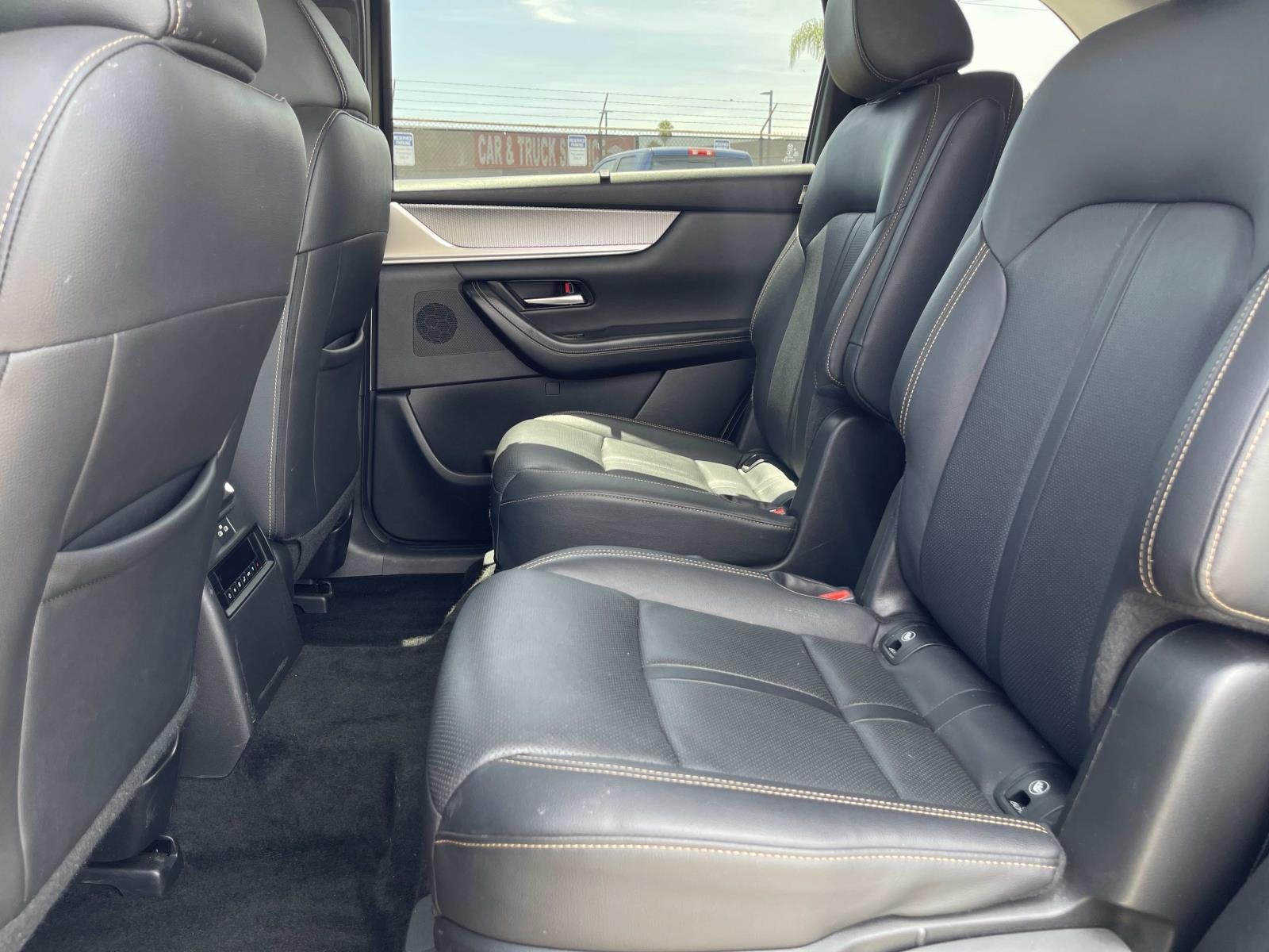 Certified Used 2024 Silver Mazda 3.3 Turbo Premium image 18