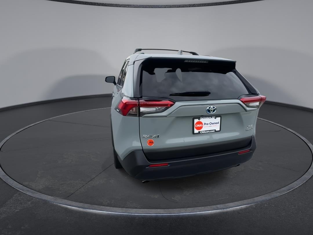 Used 2022 Lunar Rock Toyota XLE image 7