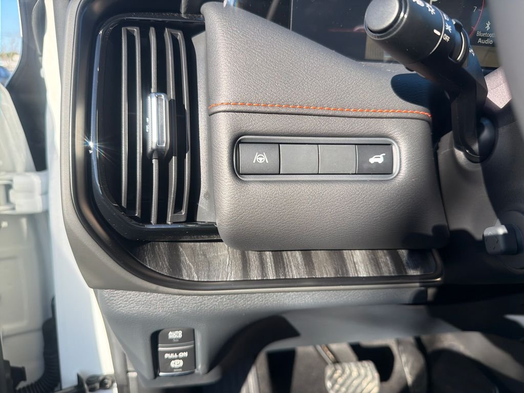 New 2026 White Nissan PRO-4X image 34