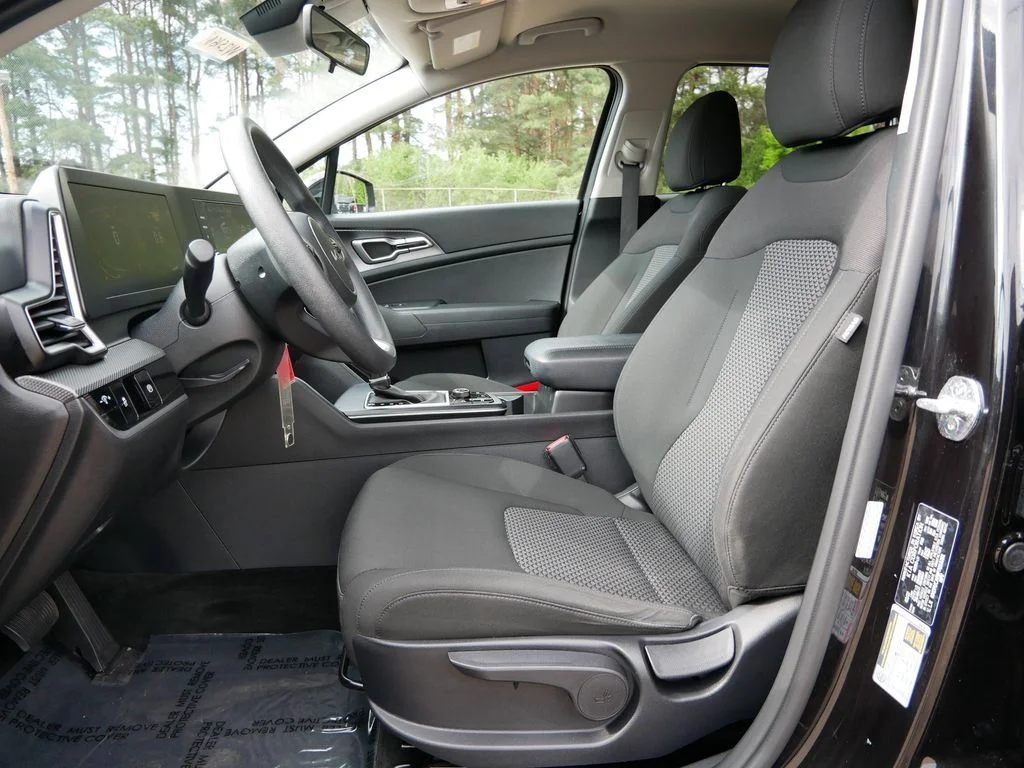 Certified Used 2023 Black Kia LX image 14