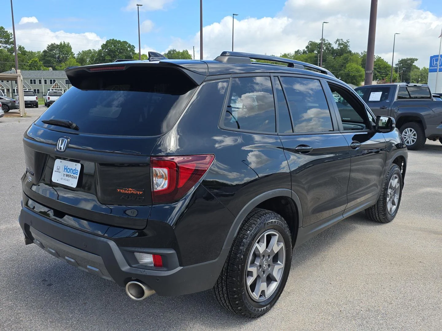Used 2023 Crystal Black Pearl Honda TrailSport image 3