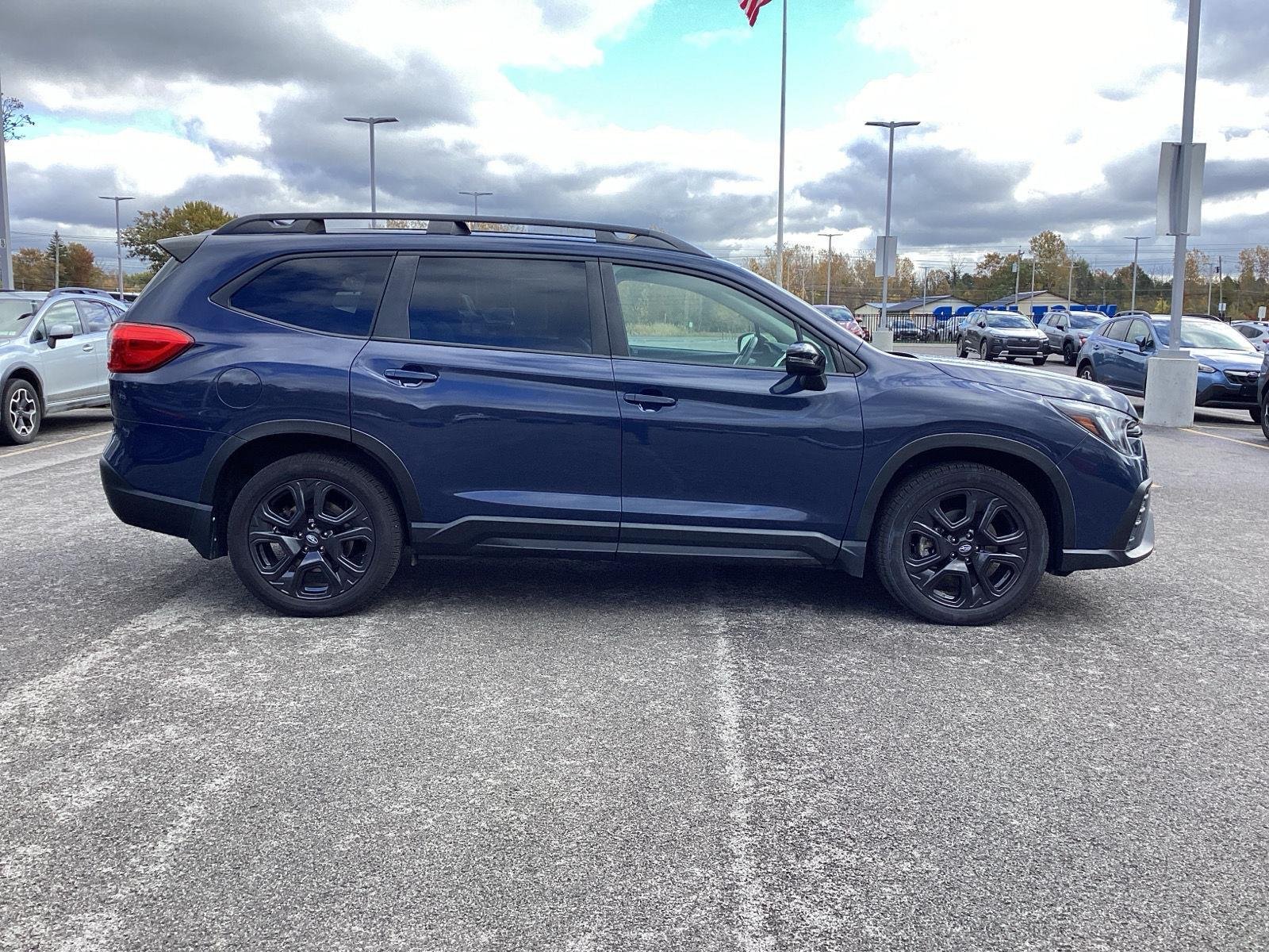 Used 2023 Cosmic Blue Pearl Subaru Onyx Edition image 10