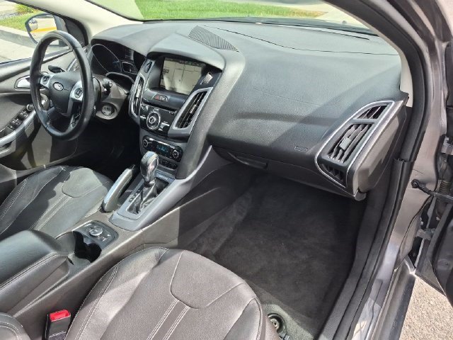 Used 2012 Sterling Grey Metallic Ford Titanium image 33