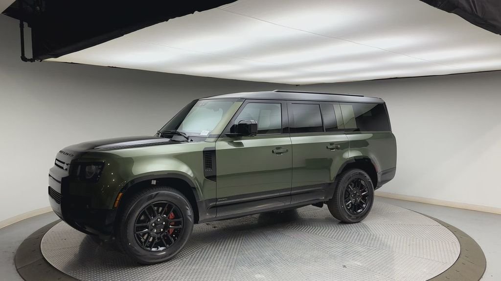 New 2026 Woolstone Green Metallic Land Rover X image 6