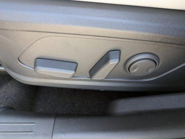 New 2026 Rockwood Green Hyundai SEL FWD image 43