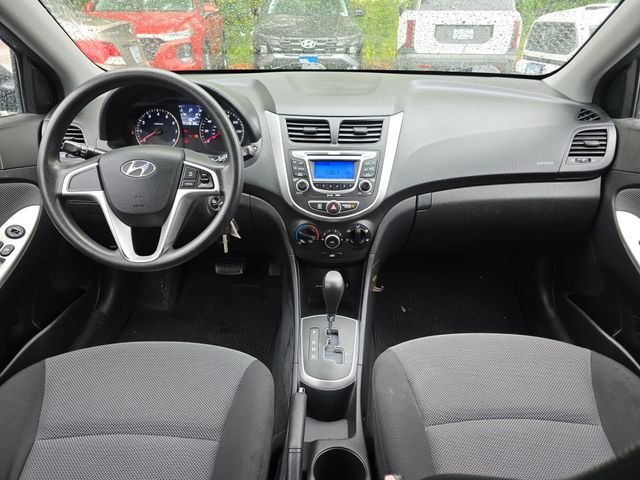 2012 Hyundai Accent GS - Photo 18