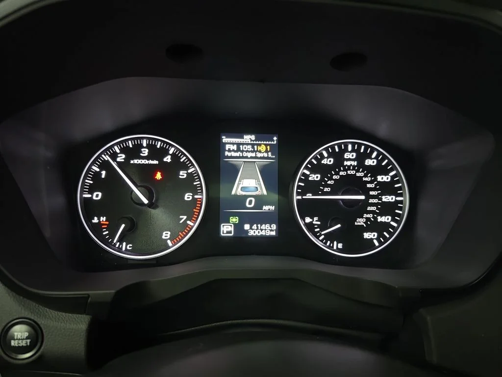 Used 2024 White Subaru Onyx Edition image 23