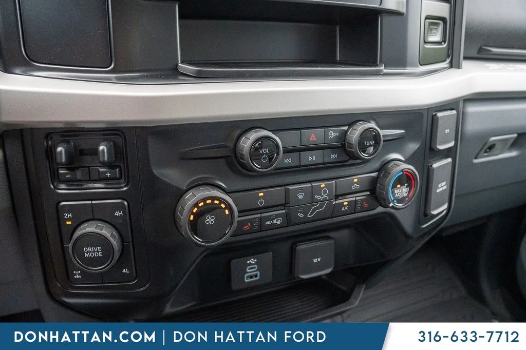 New 2026 Oxford White Ford F-350® XLT image 8
