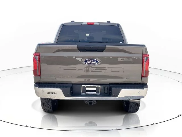 New 2026 Gray Ford XLT image 6
