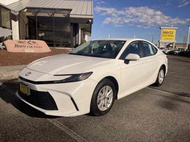 Used 2025 White Toyota LE image 10