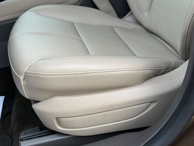 Used 2022 Brown Lincoln Standard image 25
