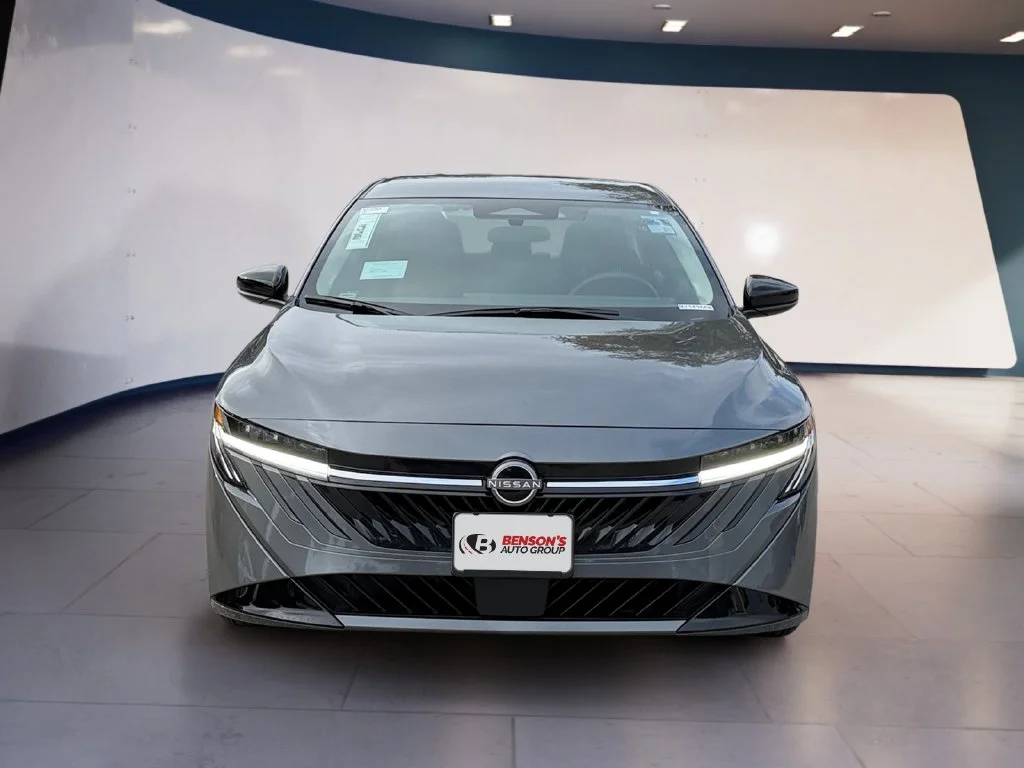 New 2027 Gray Nissan S image 8