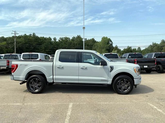 Used 2023 Avalanche Ford XLT image 2