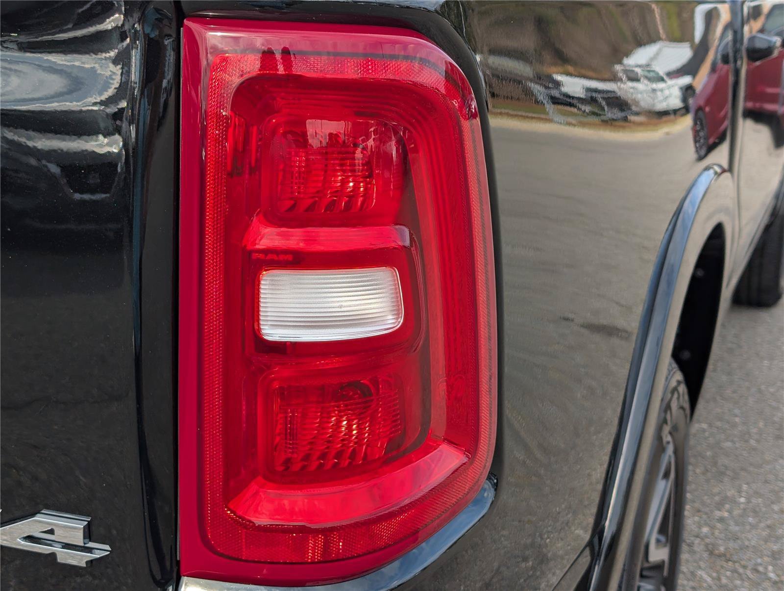 New 2026 Diamond Black Crystal Pearlcoat Ram Laramie image 10