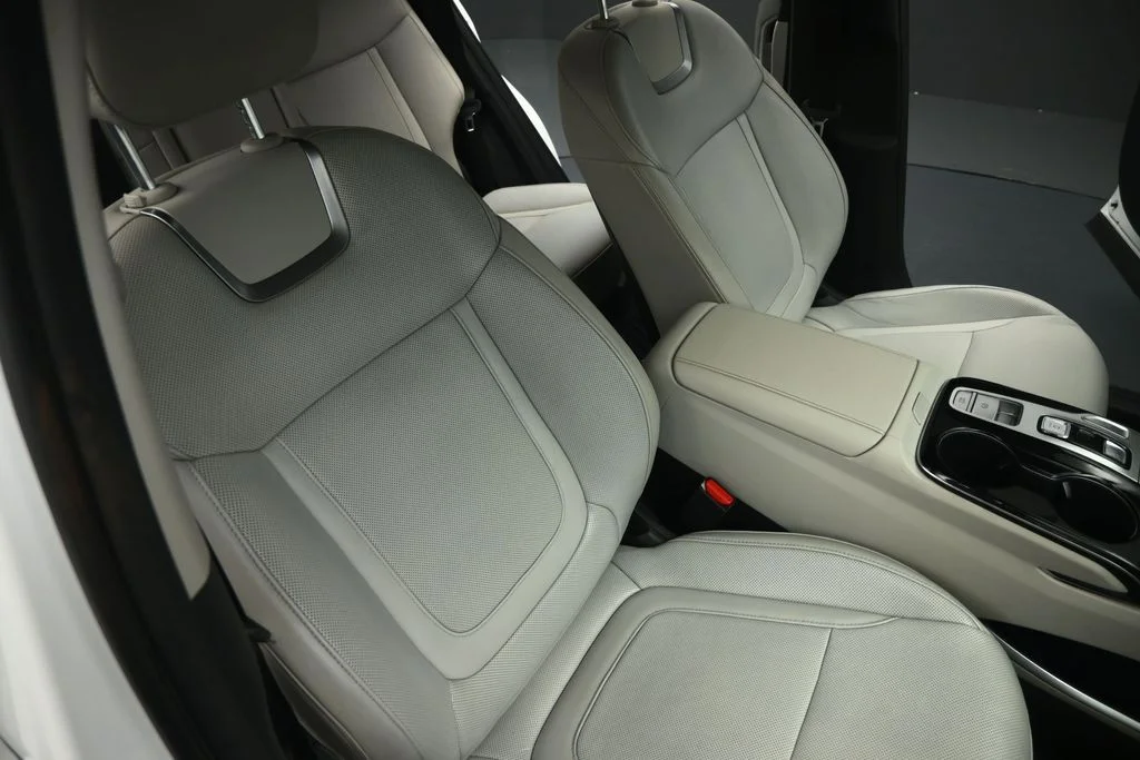 Used 2022 Gray Hyundai Limited image 55