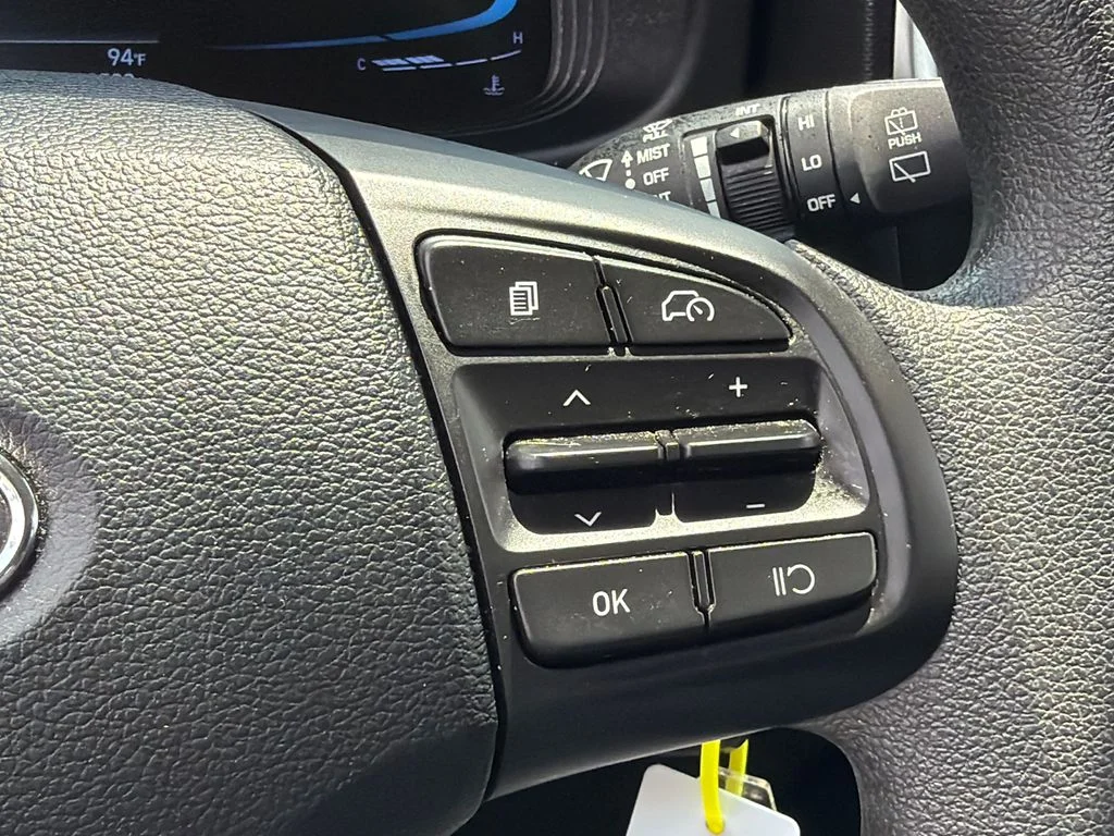 Used 2025 Red Hyundai SE image 25