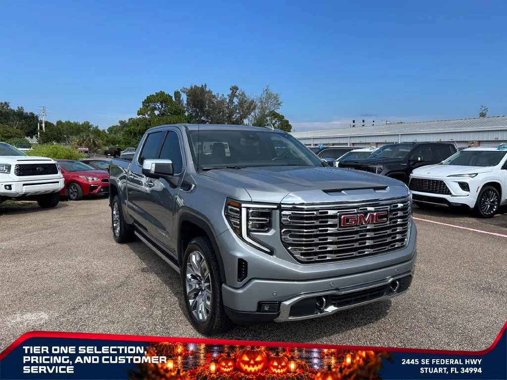 Used 2024 Sterling Metallic GMC Denali image 3