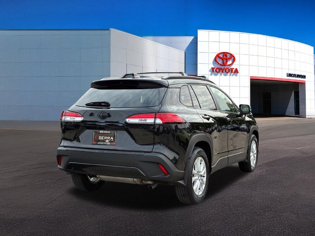Used 2022 Black Toyota LE image 10