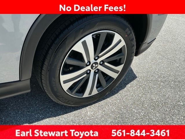 Used 2024 Gray Mitsubishi 2.0 ES image 48