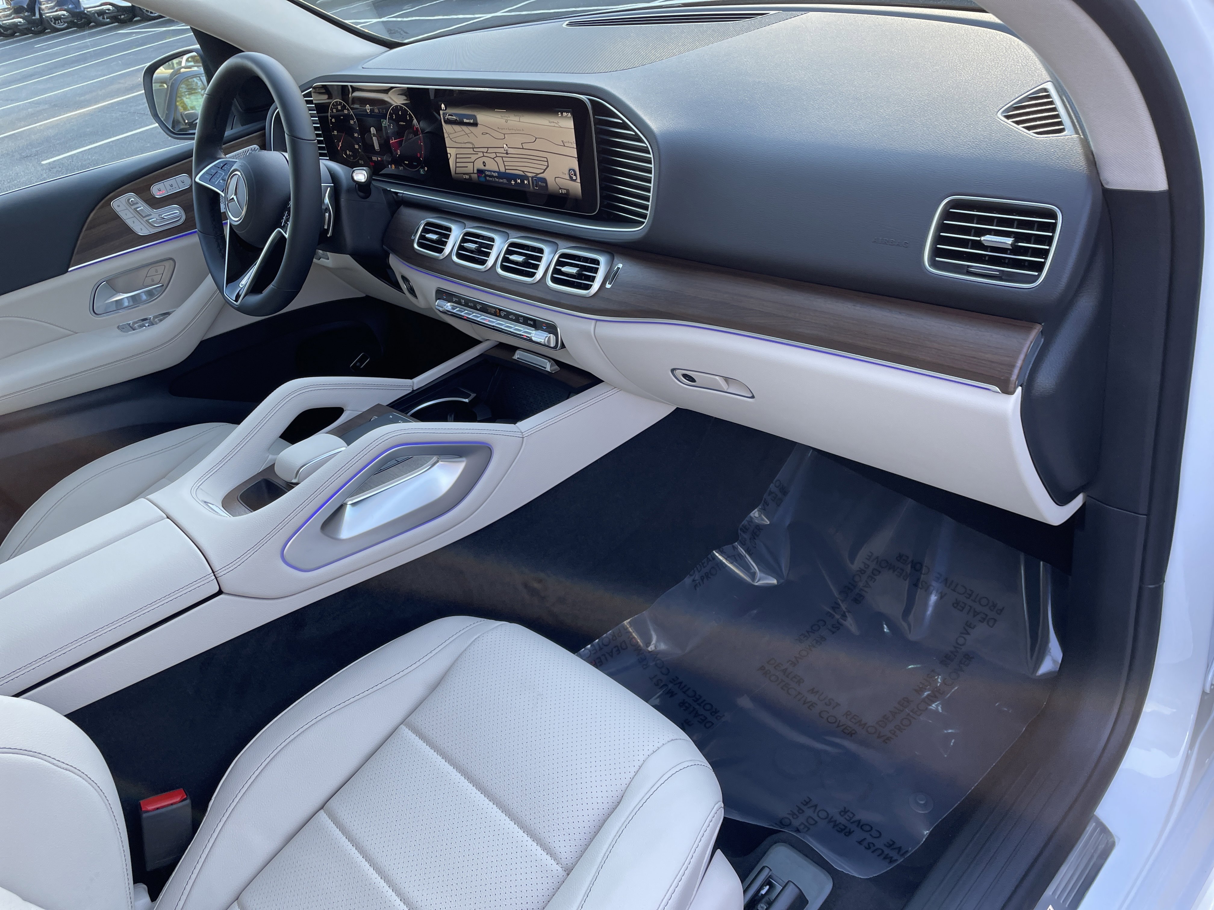 New 2026 MANUFAKTUR Moonlight White Metallic Mercedes-Benz GLE 350 4MATIC® SUV image 41