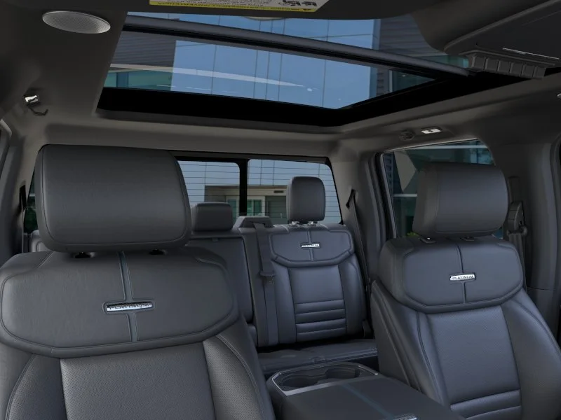 2026 Ford F-250 Super Duty Platinum - Photo 40