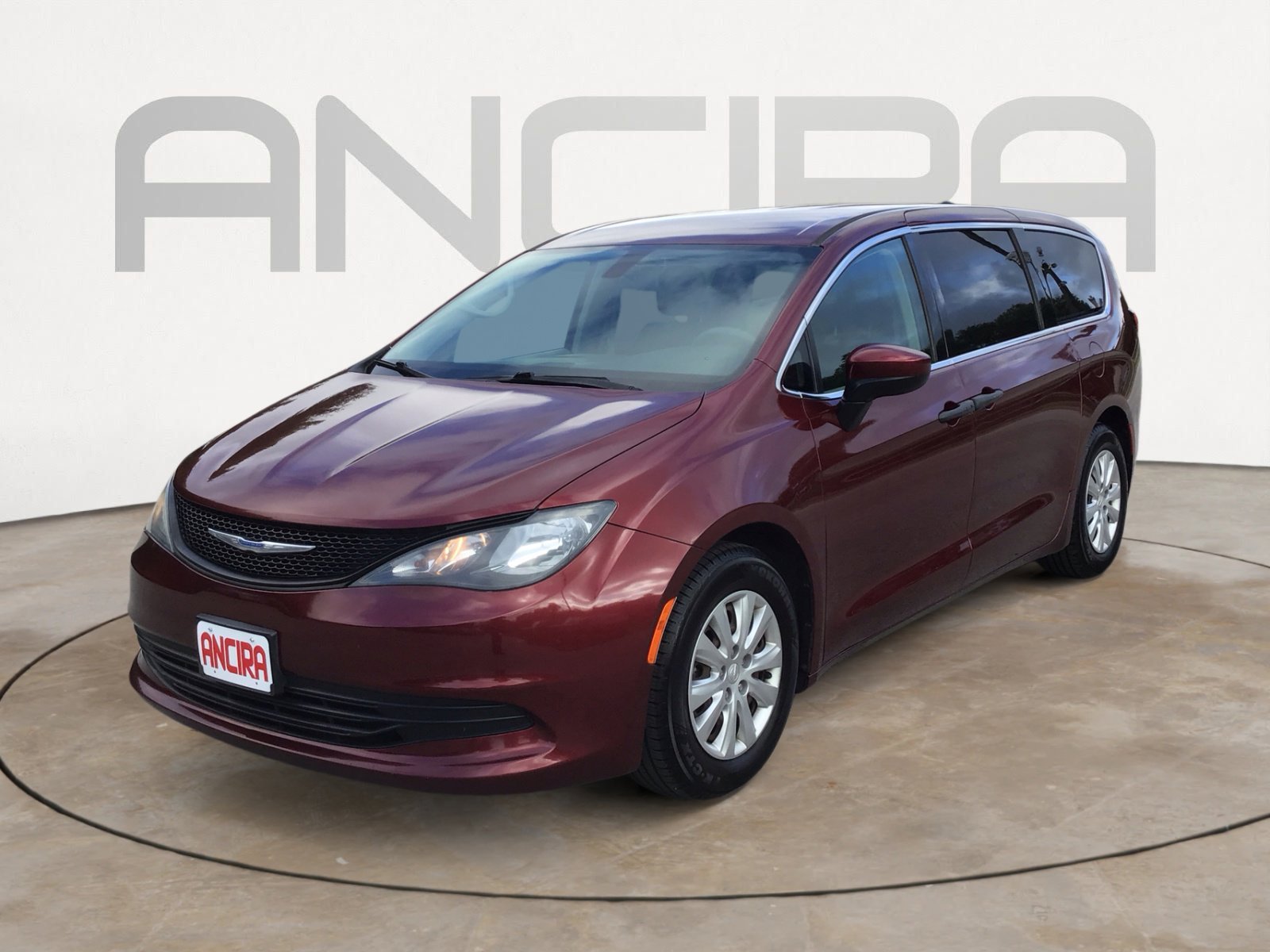 Used 2018 Velvet Red Pearlcoat Chrysler L image 8