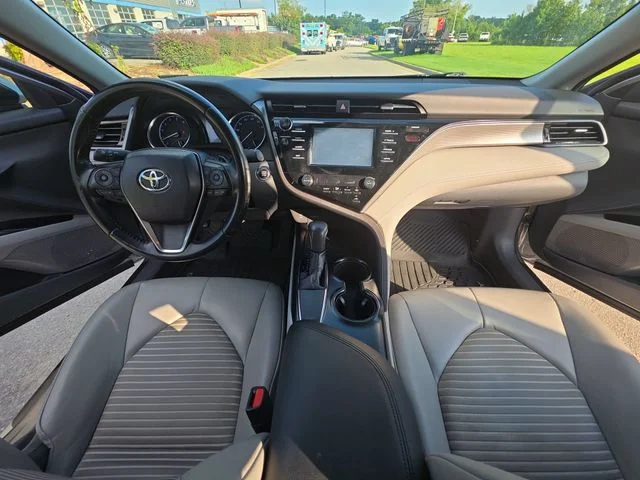 Used 2019 Silver Toyota SE image 10
