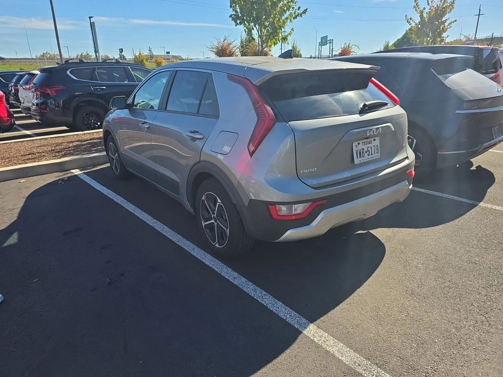 Used 2024 Gray Kia LX image 5