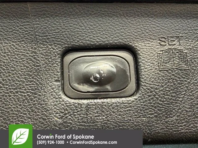 Used 2020 Agate Black Ford Titanium image 20